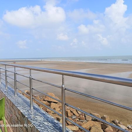 Silver Sand Eco Resort !! Beachfront !! With Biggest Pool And Huge Open Area !! Ideal For Weddings !! Couple Friendly !! Mandarmani Extérieur photo
