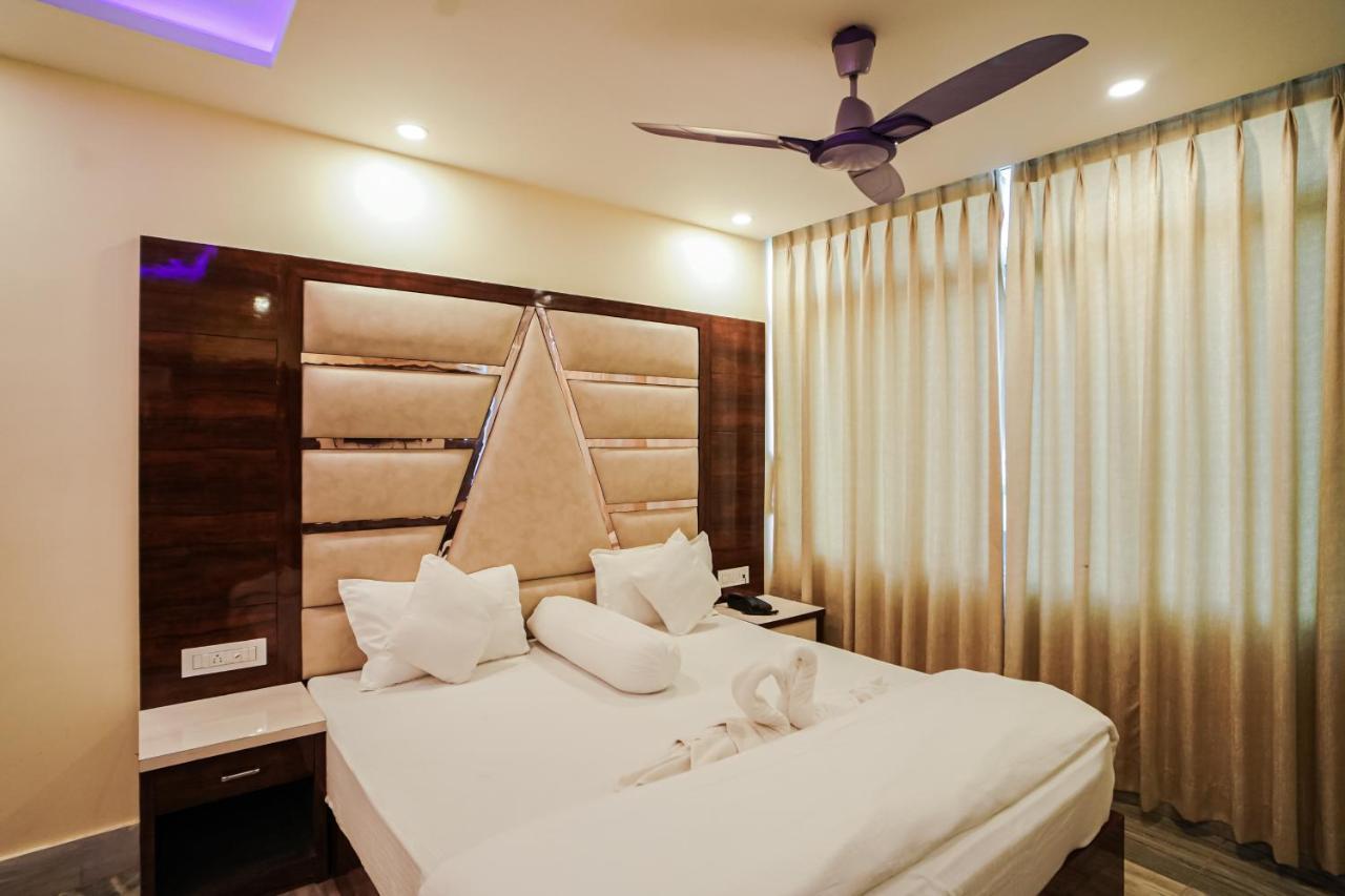 Silver Sand Eco Resort !! Beachfront !! With Biggest Pool And Huge Open Area !! Ideal For Weddings !! Couple Friendly !! Mandarmani Extérieur photo