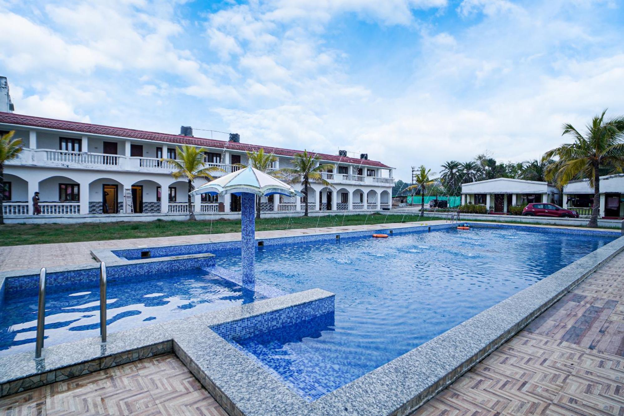 Silver Sand Eco Resort !! Beachfront !! With Biggest Pool And Huge Open Area !! Ideal For Weddings !! Couple Friendly !! Mandarmani Extérieur photo