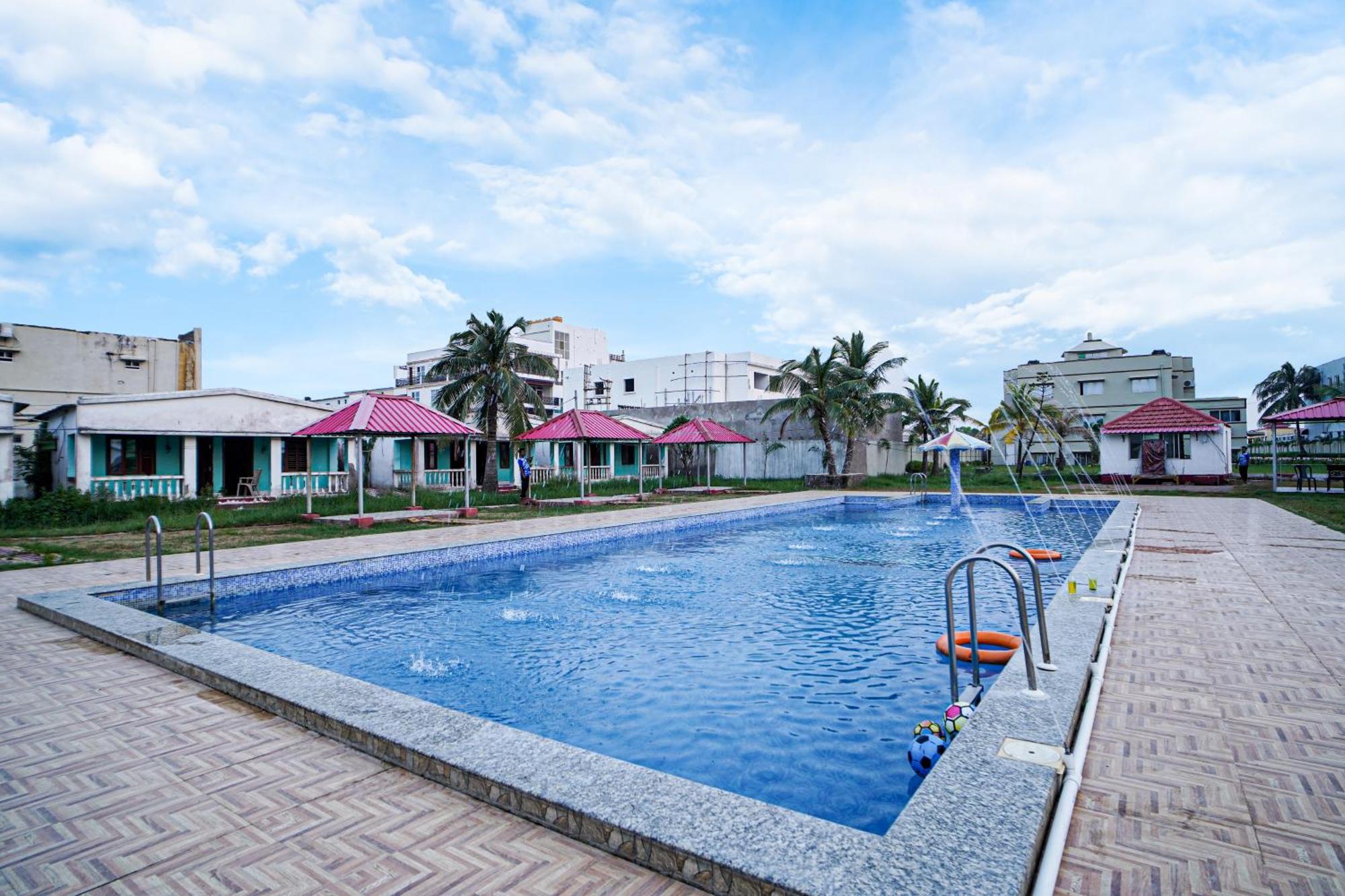 Silver Sand Eco Resort !! Beachfront !! With Biggest Pool And Huge Open Area !! Ideal For Weddings !! Couple Friendly !! Mandarmani Extérieur photo
