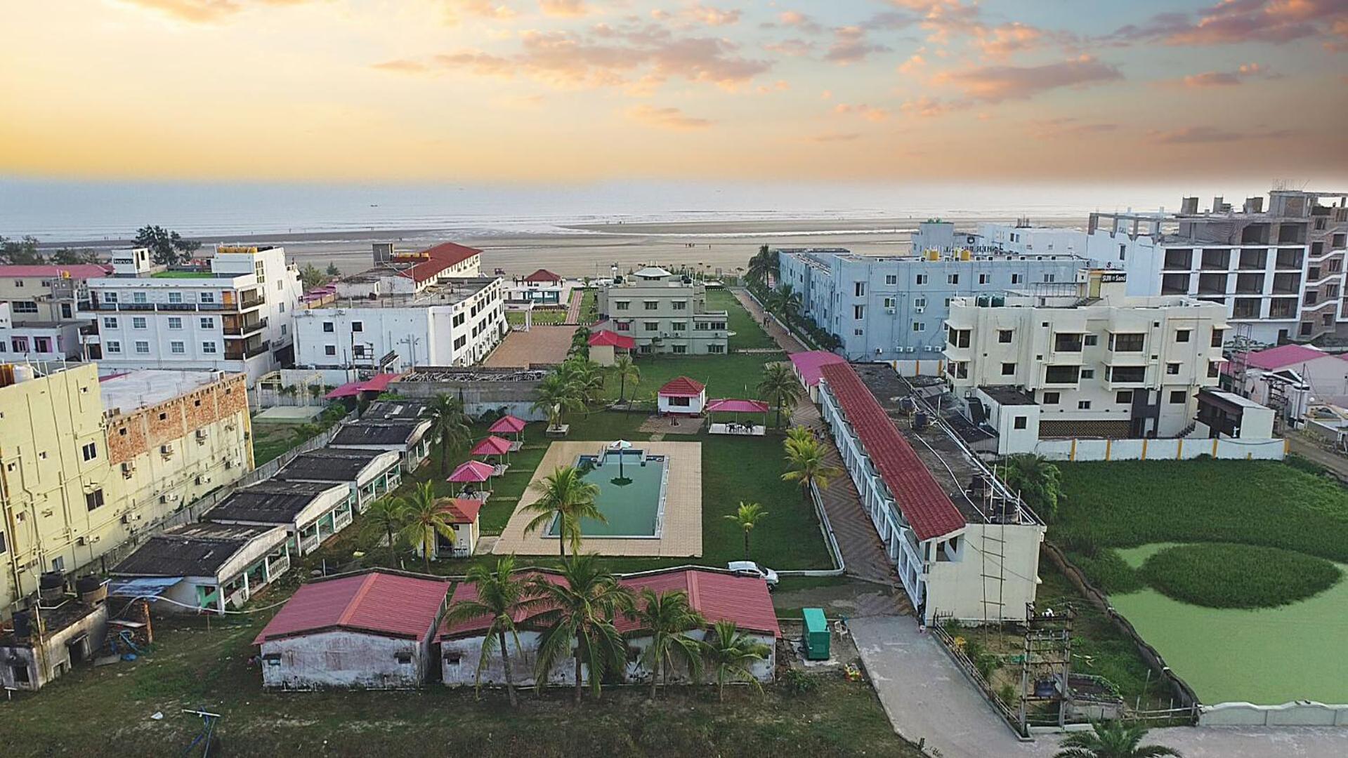 Silver Sand Eco Resort !! Beachfront !! With Biggest Pool And Huge Open Area !! Ideal For Weddings !! Couple Friendly !! Mandarmani Extérieur photo